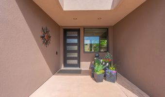 438 S KWAVASA Dr, Ivins, UT 84738