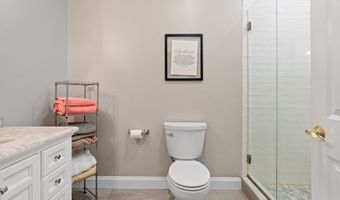 32 Bobby Jones Dr 32, Andover, MA 01810