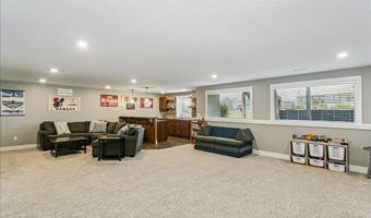 2407 N Lakeside Cir, Andover, KS 67002