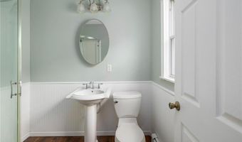 140 Eldridge St, Cranston, RI 02910