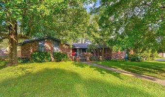 1626 Porter Ave, Aurora, MO 65605