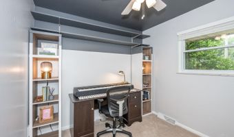 1597 Blueorchard Dr, Anderson Twp., OH 45230
