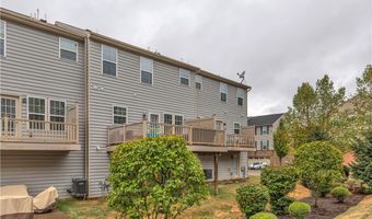 1304 Pointe View Dr, Adams Twp., PA 16046