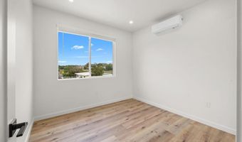2501 Davis Ave, Carlsbad, CA 92008