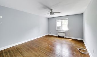 2905 16TH Rd S 2905B, Arlington, VA 22204