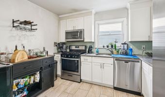 105 EVERGREEN St, Bayonne, NJ 07002