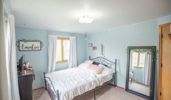 120 S Woodworth St, Algona, IA 50511