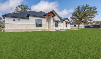 113 Pioneer Trl, Adkins, TX 78101