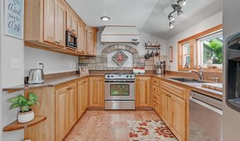 25465 S BEAVERCREEK Rd, Beavercreek, OR 97004