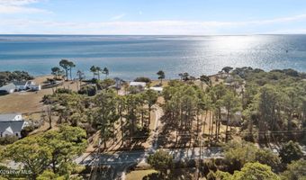 630 Seashore Dr, Atlantic, NC 28511