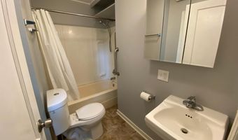 220 E 7th St, Albert Lea, MN 56007