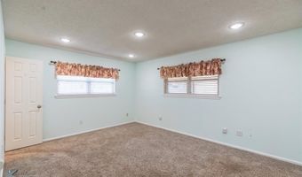 1961 River Oaks Cir, Abilene, TX 79605