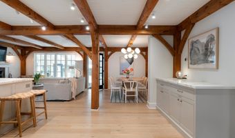 8 Twixt Rd, Cornwall, CT 06753