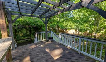 3628 S SPOTSWOOD Trl, Barboursville, VA 22923