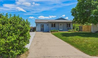 4005 GOLDEN Ct, Cheyenne, WY 82001