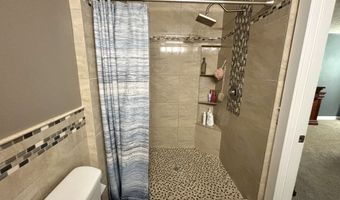 8498 Seattle Slew Ln, Indianapolis, IN 46217