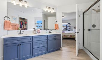 1704 Kendall Rd, Benton City, WA 99320