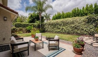 30101 Amelia Dr, Agoura Hills, CA 91301