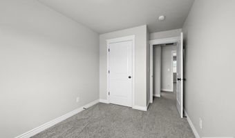 169 Robison Dr, Ammon, ID 83404