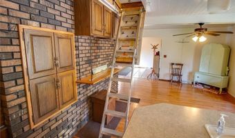 8556 Kee Mac Ln, Alton, IL 62002