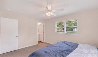 2910 Floral Dr, Albemarle, NC 28001