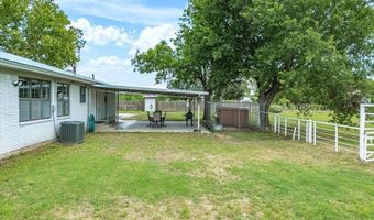 1411 Parker Dairy Rd, Alvord, TX 76225