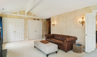 1653 N Belmont Ct, Arlington Heights, IL 60004