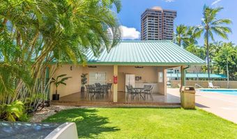 3009 Ala Makahala Pl 102, Honolulu, HI 96818