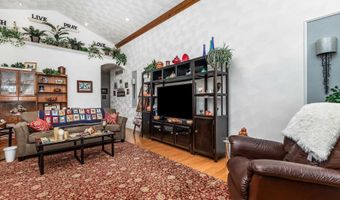 2182 Seippel Rd, Asbury, IA 52002