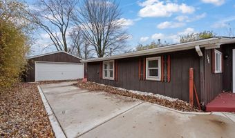 518 Avalon Dr, Dyer, IN 46311