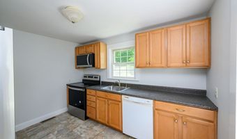 895 Hancock St, Abington, MA 02351