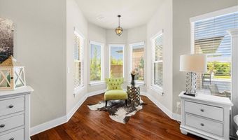 8702 Flycatcher Pl, Bentonville, AR 72713