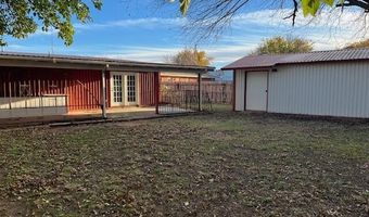 1615 Avenue F, Abernathy, TX 79311