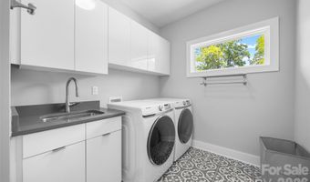 1216 Goodwin Ave, Charlotte, NC 28205