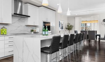 2809 Rathmore Ln, Ann Arbor, MI 48105