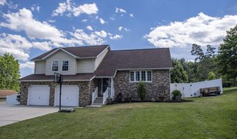 359 Reiling Ln, Altoona, PA 16601