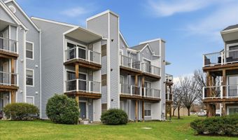 44114 NATALIE Ter 202, Ashburn, VA 20147