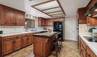 1601 Donalor Dr, Escondido, CA 92027