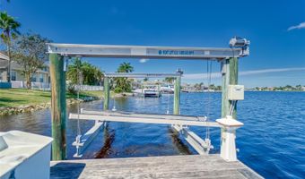 5225 BRIGHTON SHORE Dr, Apollo Beach, FL 33572