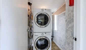 4627 LOGSDON Dr 51, Annandale, VA 22003