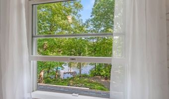 48 Hemlock Ave, Andover, NJ 07860