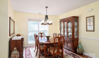 316 Pole Barn Dr, Asheville, NC 28806