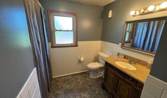 105 Able St, Big Sandy, TN 38221