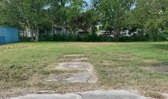 157 Cossin Rd, Angleton, TX 77515