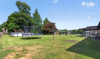 119 N Main St, Alburtis, PA 18011