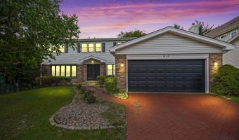 815 E Hintz Rd, Arlington Heights, IL 60004