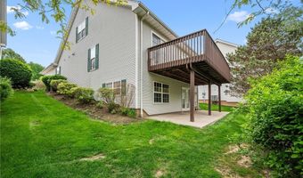 500 Glen Hollow Cir, Aurora, OH 44202