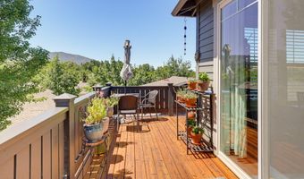 955 Overlook Dr, Ashland, OR 97520