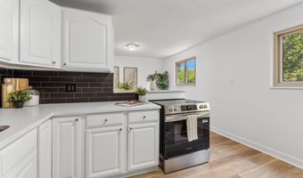 2866 Kingsrowe Ct 38, Columbus, OH 43209