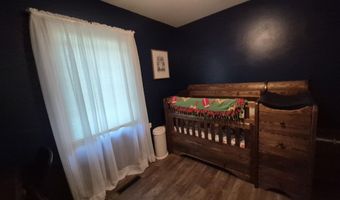 2414 Lynch Ave, Auburn, NE 68305